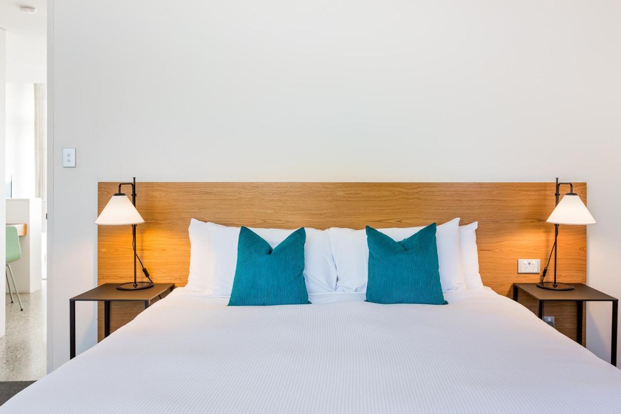 Smiths Beach Resort Yallingup Kültér fotó A bedroom at the hotel